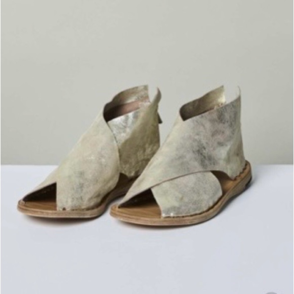 Itaca Max Sandals- Navy Blue Suede